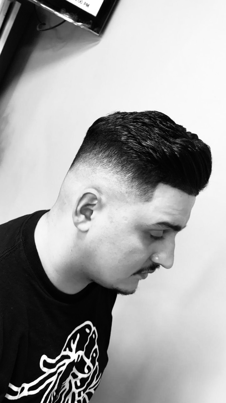 BarberFellas Luxury Barbershop | 45 Burnhamthorpe Rd E, Oakville, ON L6H 7C8, Canada | Phone: (647) 892-3051