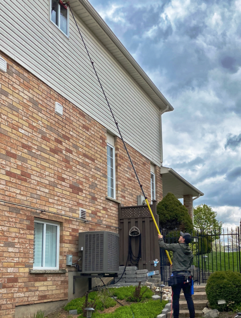 Josh the Window Cleaner | 47 Dieppe Dr, St Thomas, ON N5R 4G6, Canada | Phone: (226) 500-4087