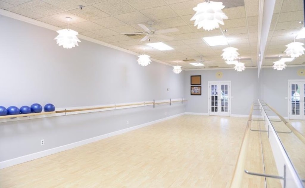 Buffalo Barre | 5843 Transit Rd, East Amherst, NY 14051, USA | Phone: (716) 880-7049