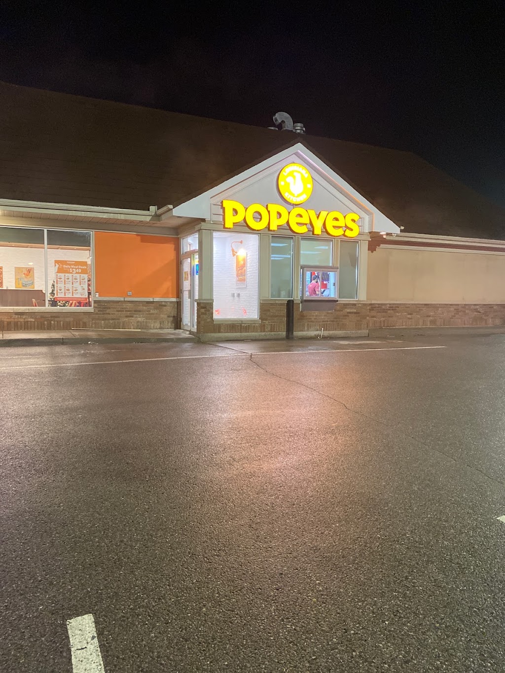 Popeyes Louisiana Kitchen | 828 Chemong Rd, Peterborough, ON K9H 5Z5, Canada | Phone: (705) 743-0303