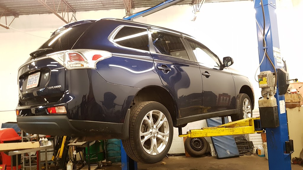 Urals Auto Tech | 149 Bentley Ave #7a, Nepean, ON K2E 6T9, Canada | Phone: (613) 321-1722