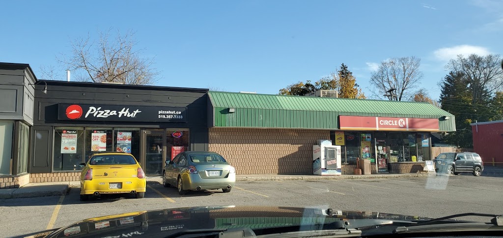 Pizza Hut | 355 Josephine St unit 2, Wingham, ON N0G 2W0, Canada | Phone: (519) 357-3333