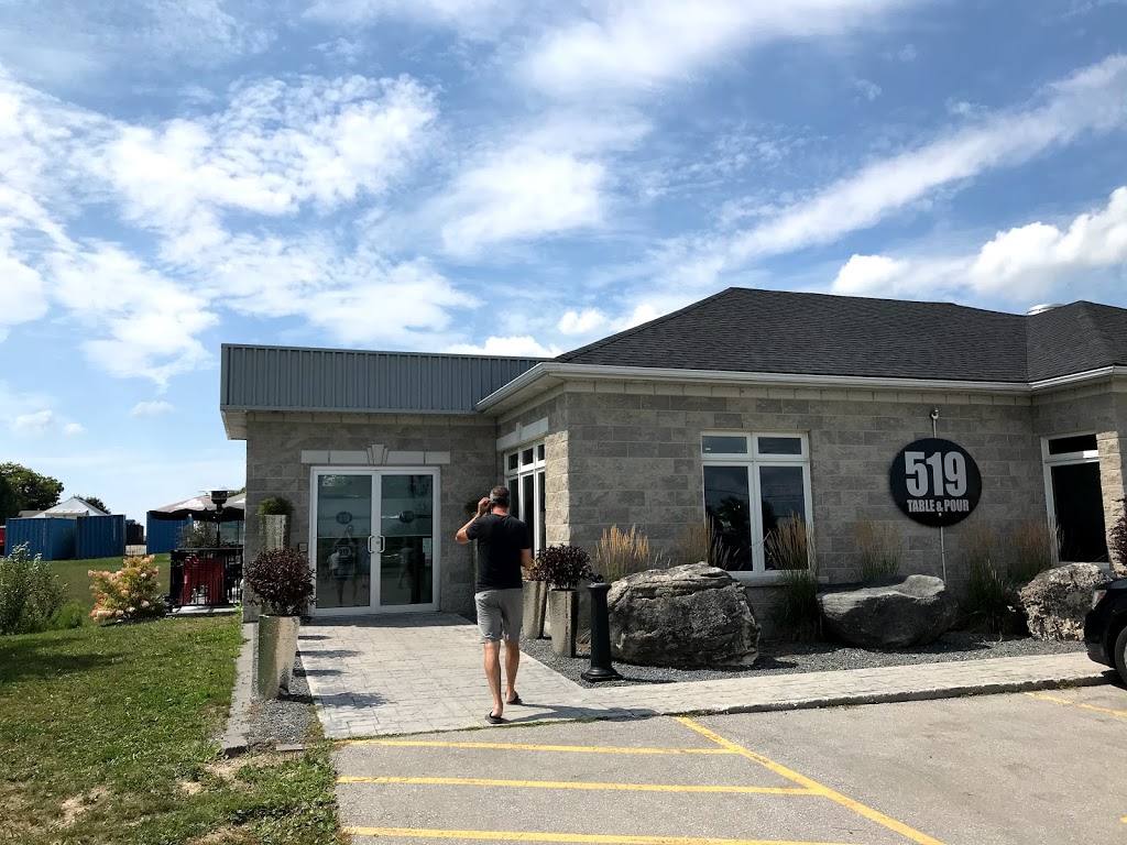 519 Table and Pour | 972 Old Durham Rd, Walkerton, ON N0G 2V0, Canada | Phone: (519) 507-7687