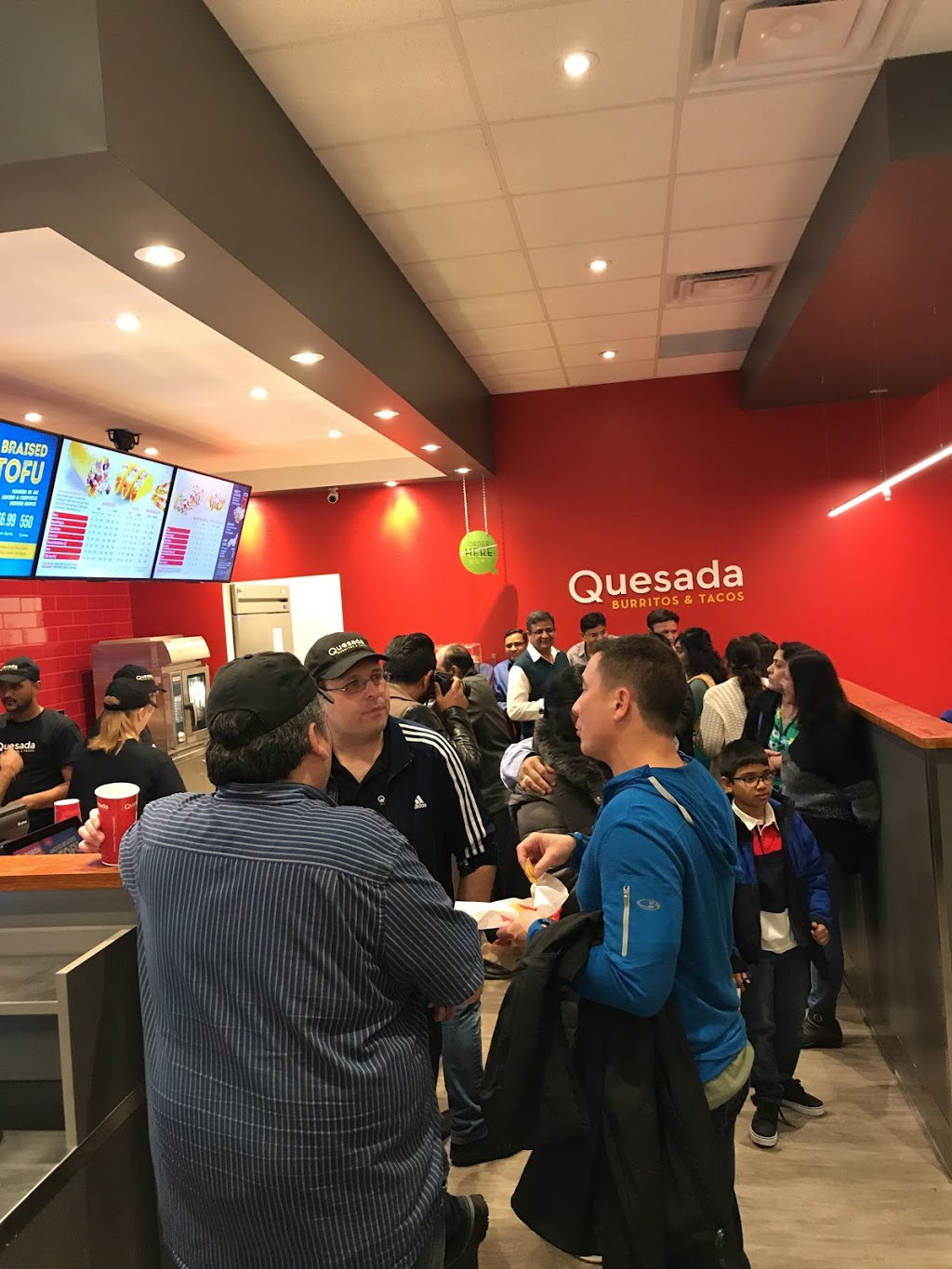 Quesada Burritos & Tacos | 15440 Bayview Ave, Aurora, ON L4G 3G8, Canada | Phone: (905) 841-3300