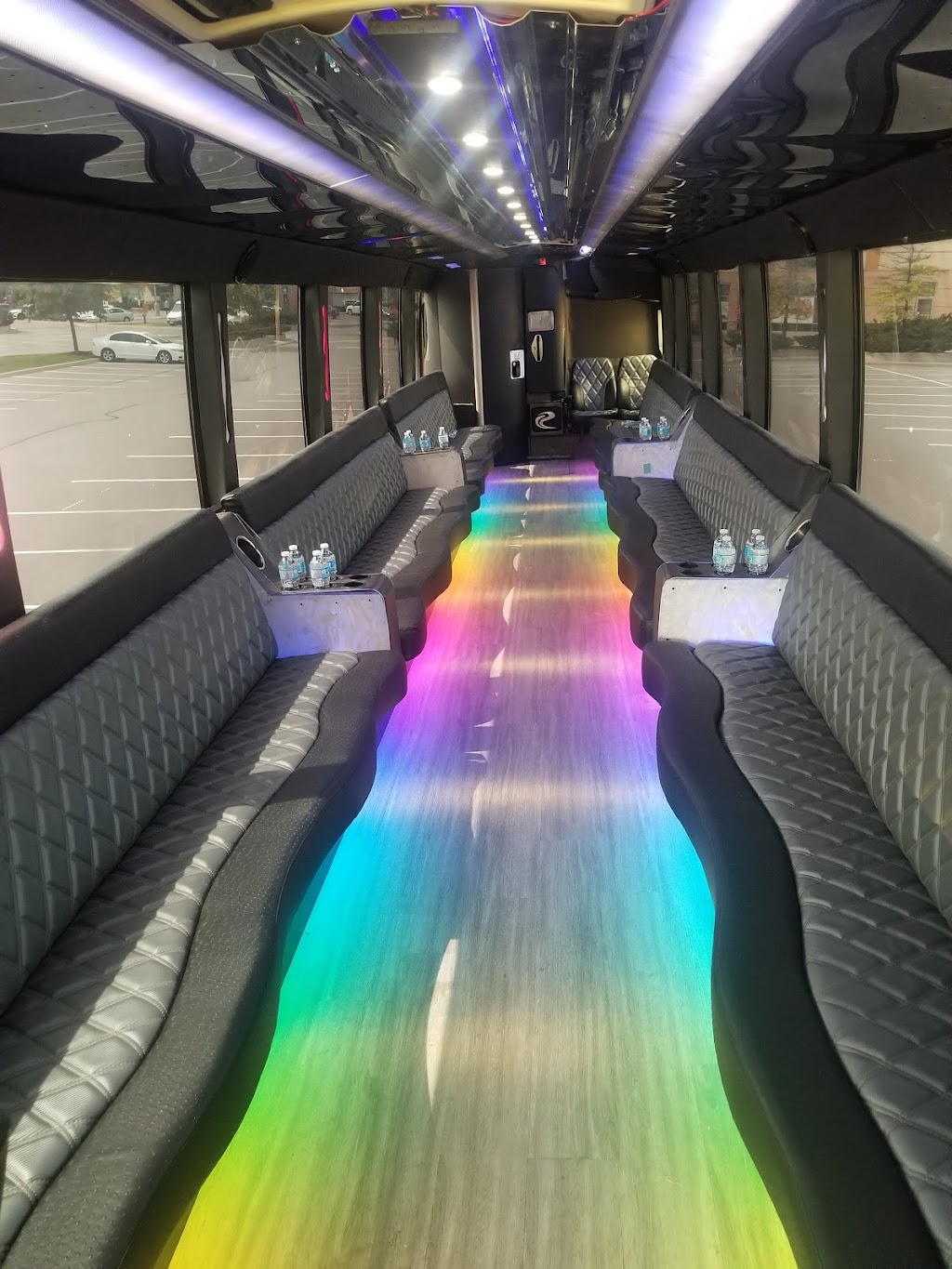 ABC Limo | 139 Whitwell Dr, Brampton, ON L6P 1L2, Canada | Phone: (416) 659-9652