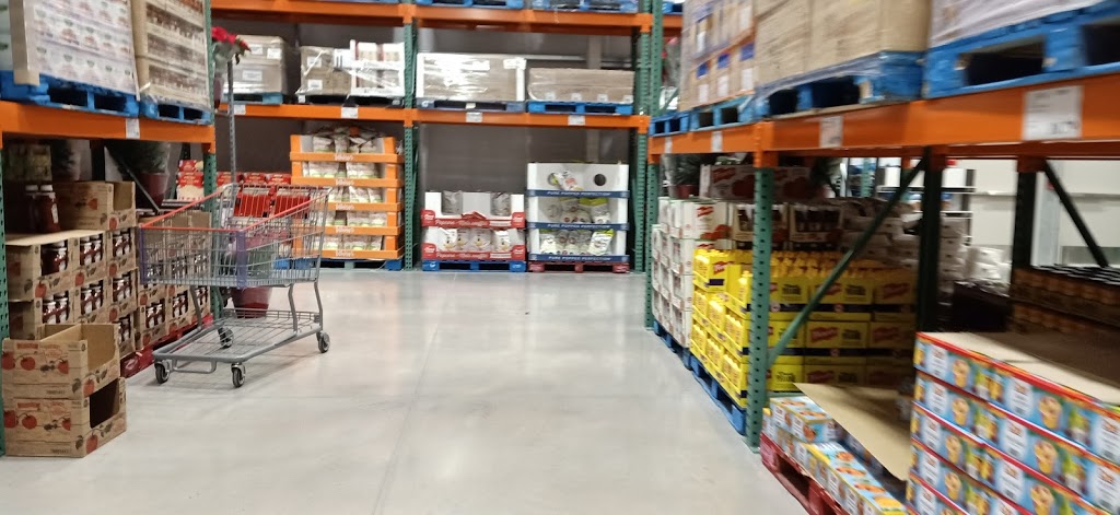 Costco Wholesale | 7500 Pin Oak Dr, Niagara Falls, ON L2H 2E9, Canada | Phone: (365) 447-0200