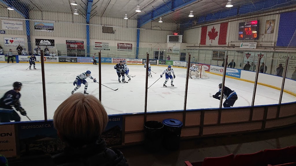 Canmore Eagles Junior A Hockey Club | 1900 8 Ave, Canmore, AB T1W 1Y2, Canada | Phone: (403) 678-1855