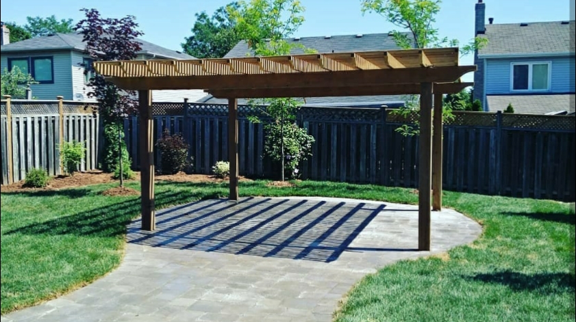 Bryte Ideas Landscapes | 750 Winchester Rd W, Whitby, ON L1M 1V4, Canada | Phone: (416) 869-5180