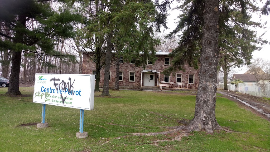 Lîle-Perrot Adult Education Centre | 333 Bd Perrot, LÎle-Perrot, QC J7V 3G5, Canada | Phone: (514) 477-7020