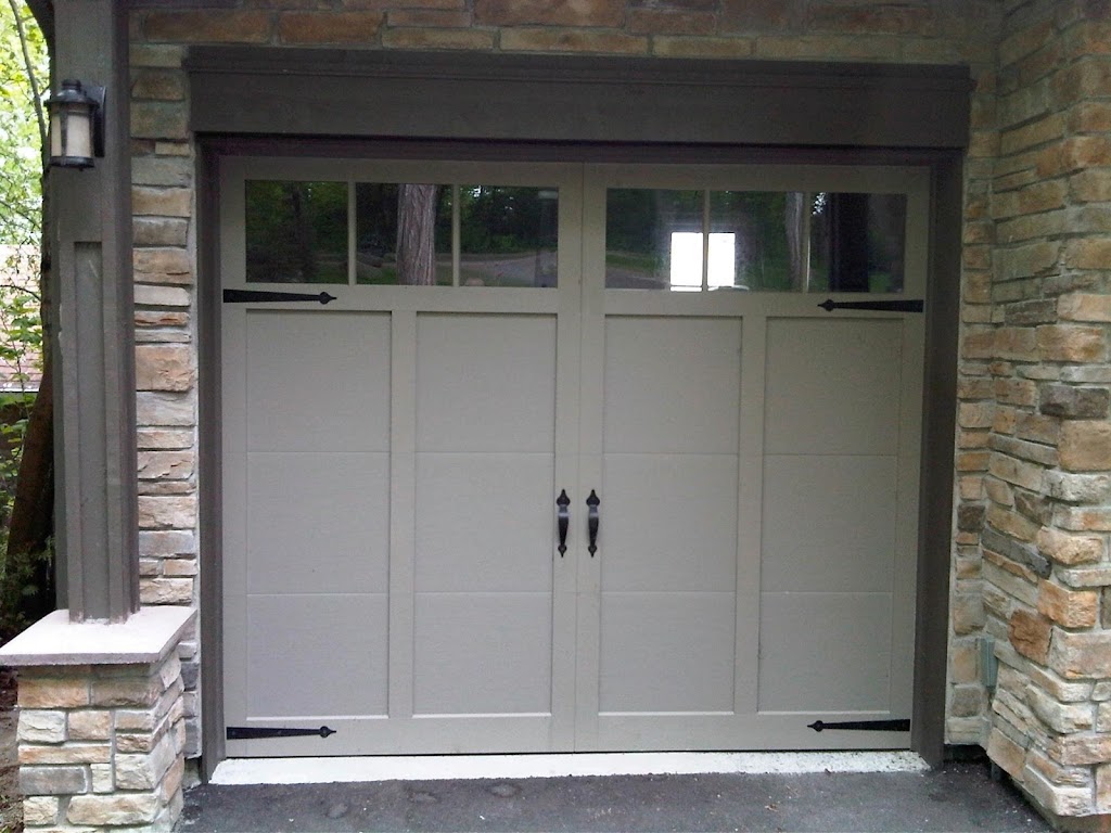 Muskoka Overhead Doors & Openers | 7866 Pineridge Rd, Washago, ON L0K 2B0, Canada | Phone: (705) 689-6832