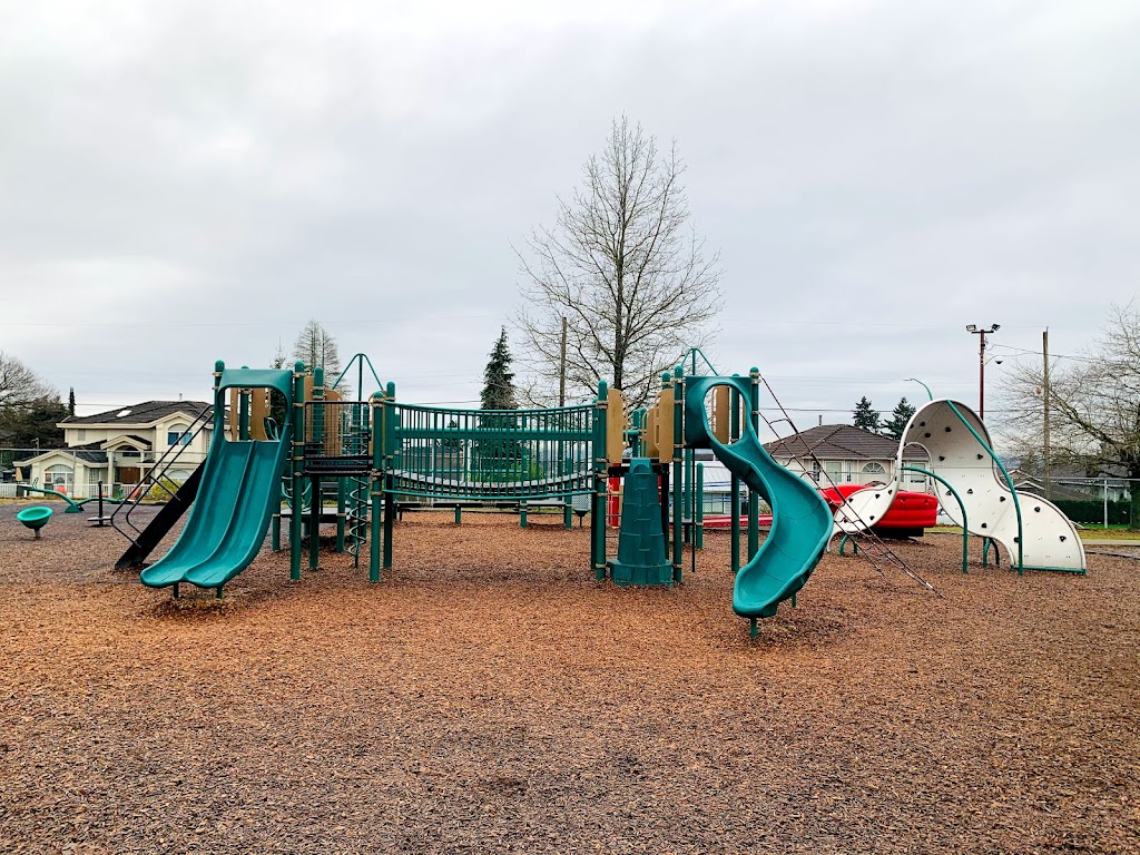 South Slope Elementary & BCSD | 4446 Watling St, Burnaby, BC V5J 3V5, Canada | Phone: (604) 296-9062