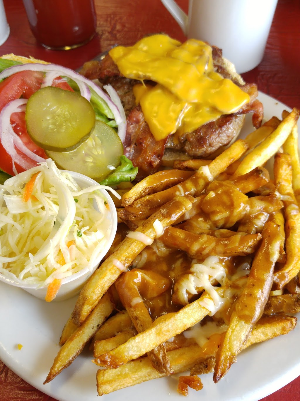 Shakers Family Restaurant | 63 Albert St E, Plattsville, ON N0J 1S0, Canada | Phone: (519) 684-6813