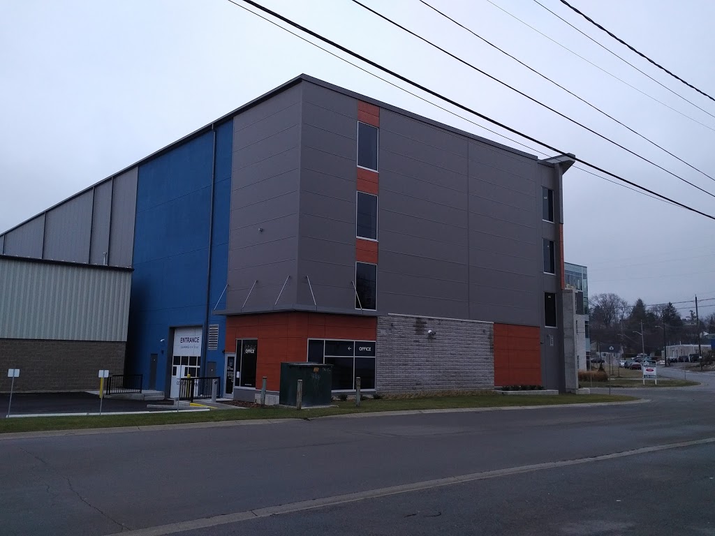 Dundas Self Storage | 354 MacNab St, Dundas, ON L9H 2L2, Canada | Phone: (905) 628-2500