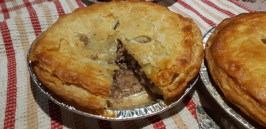 Hannas Meat Pies Ltd | 4431 William St, Sydenham, ON K0H 2T0, Canada | Phone: (613) 876-4696