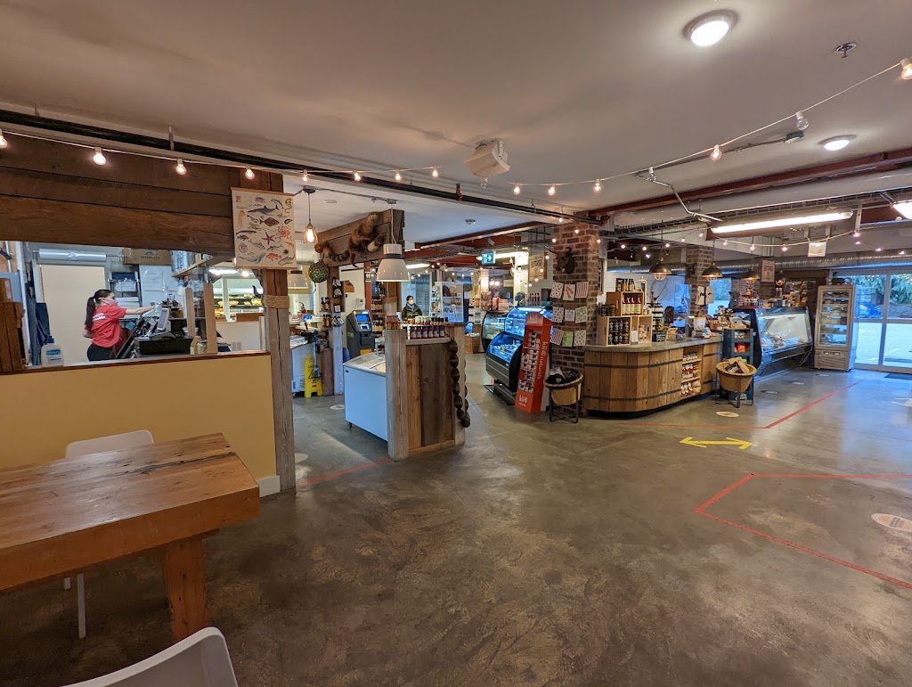 Gibsons Public Market | 473 Gower Point Rd, Gibsons, BC V0N 1V0, Canada | Phone: (604) 886-8814