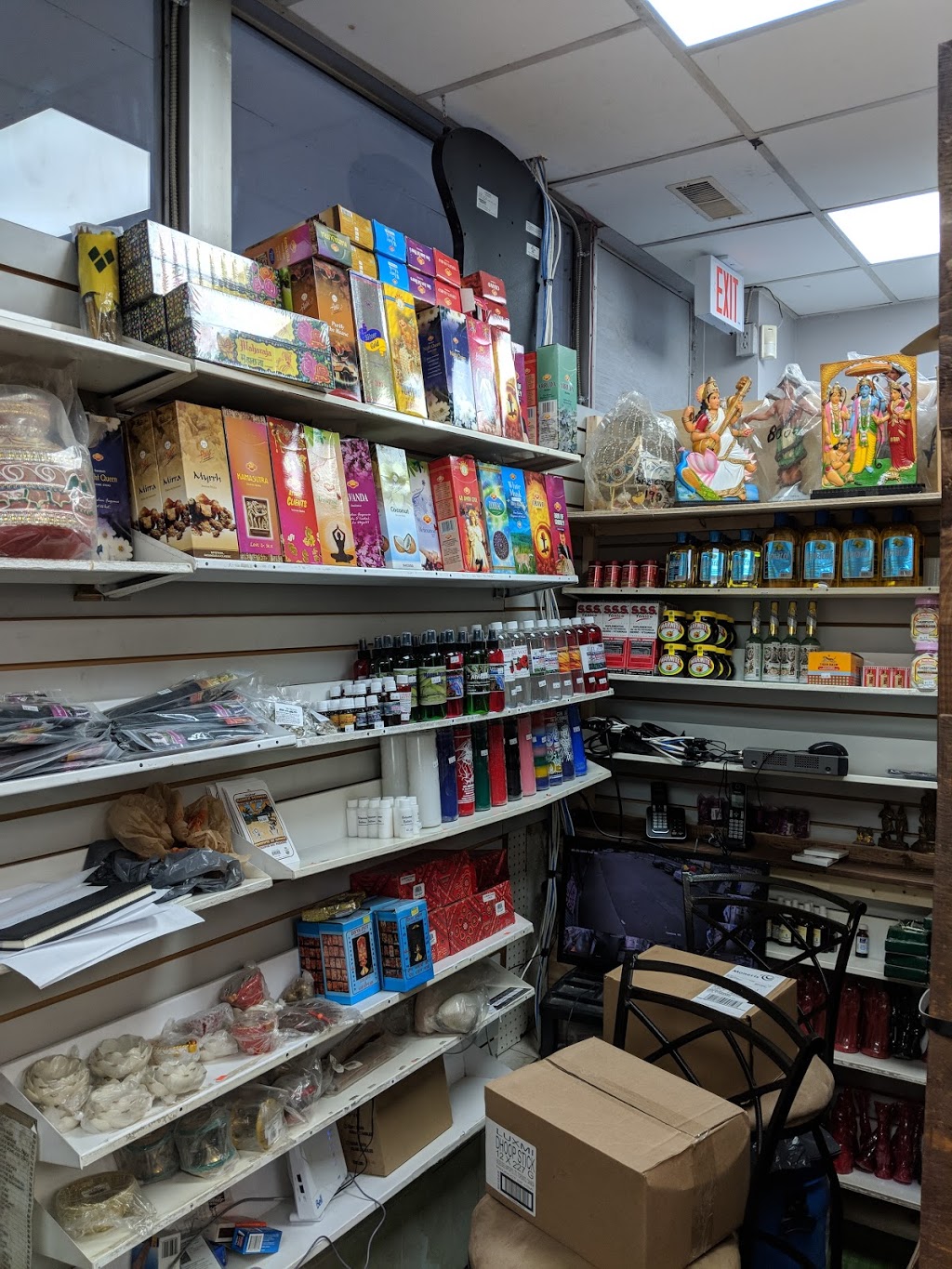 Sohan West Indian Supermarket | 1642 Jane St, York, ON M9N 2R9, Canada | Phone: (416) 240-7116