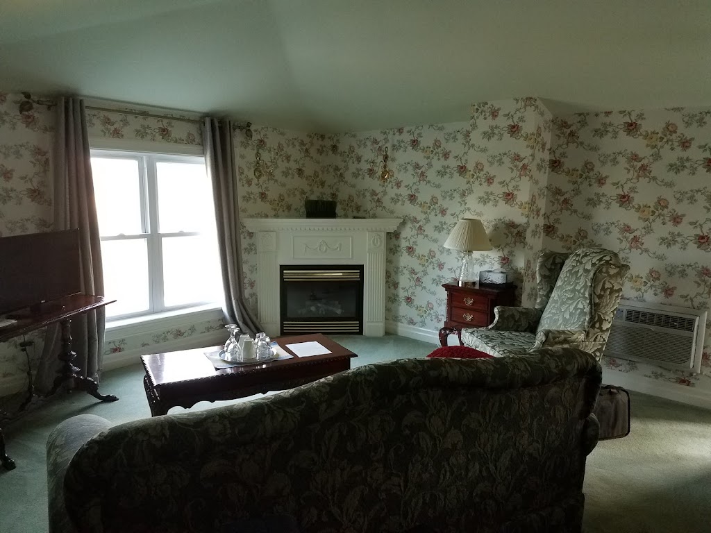 Bedham Hall Bed & Breakfast | 4835 River Rd, Niagara Falls, ON L2E 3G4, Canada | Phone: (905) 374-8515