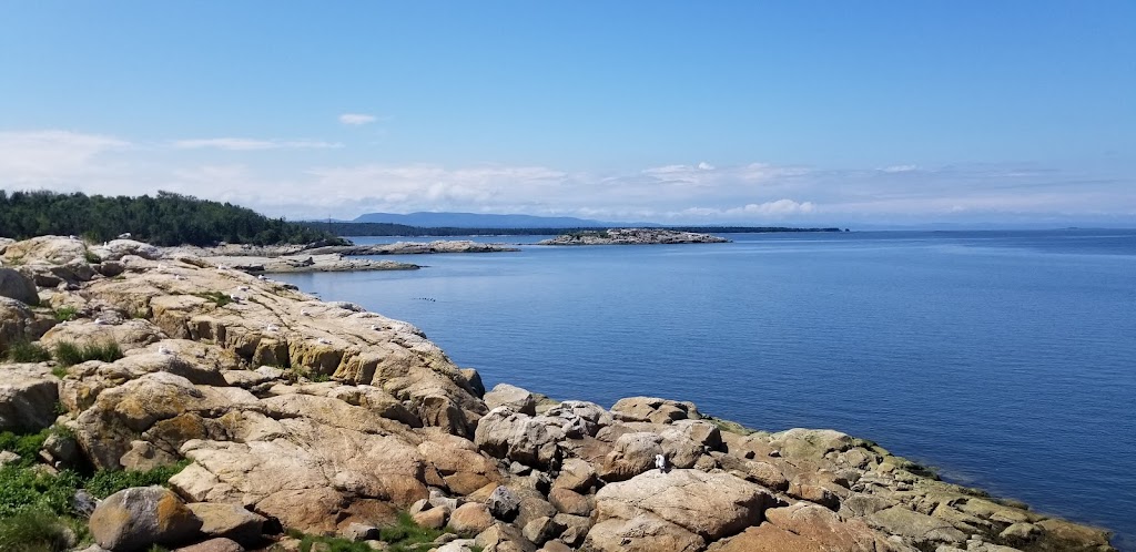 Brandy Pot Island Lighthouse | 200 Rue Hayward, Rivière-du-Loup, QC G5R 3Y9, Canada | Phone: (877) 867-1660