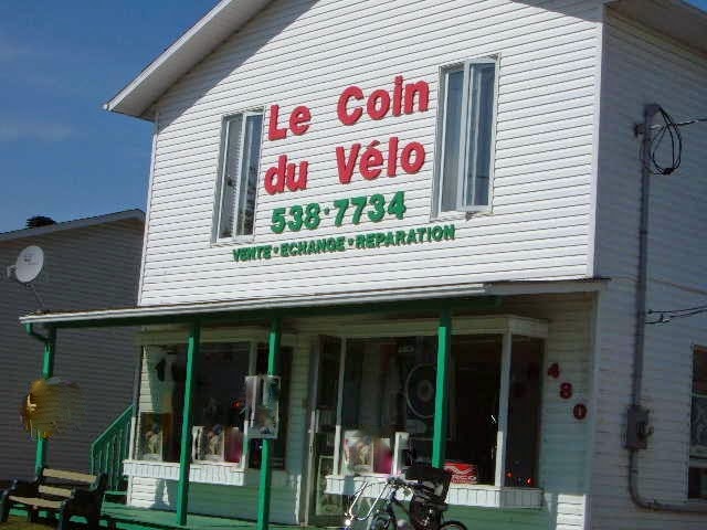 Coin Du Vélo (Le) | 480 Rue du Village, Lac-à-la-Tortue, QC G0X 1L0, Canada | Phone: (819) 538-7734