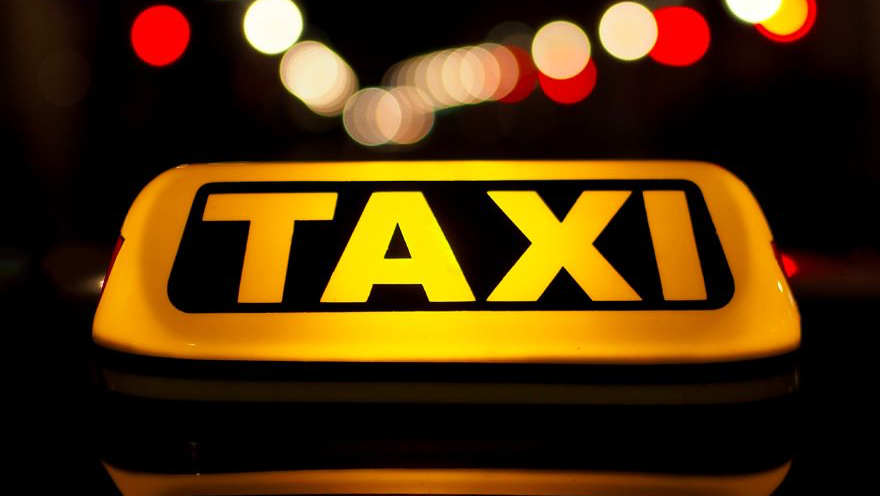 Town Taxi Okotoks Local and Airport Service. | 22 Cimarron Crescent, Okotoks, AB T1S 1S7, Canada | Phone: (403) 975-2233