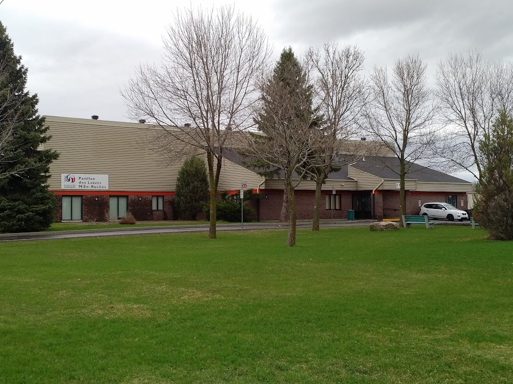 Pavillon Des Milles-Roches | 190 Av. Lareau, Saint-Jean-sur-Richelieu, QC J2X 2R6, Canada | Phone: (450) 357-2797