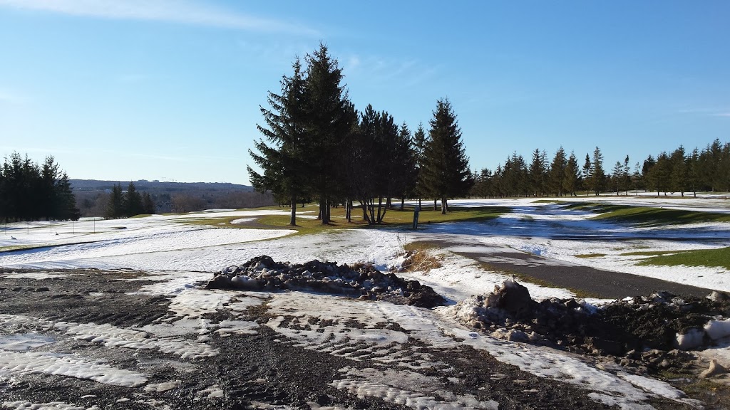 Club de golf LAlbatros Ste Foy | 1418 Route de lAéroport, Québec, QC G2G 1G6, Canada | Phone: (418) 871-1818