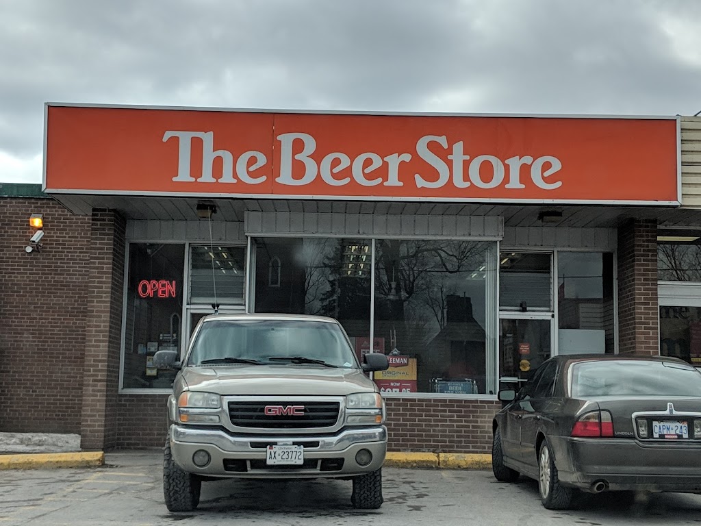 Beer Store | 58b Victoria St N, Tweed, ON K0K 3J0, Canada | Phone: (613) 478-2608