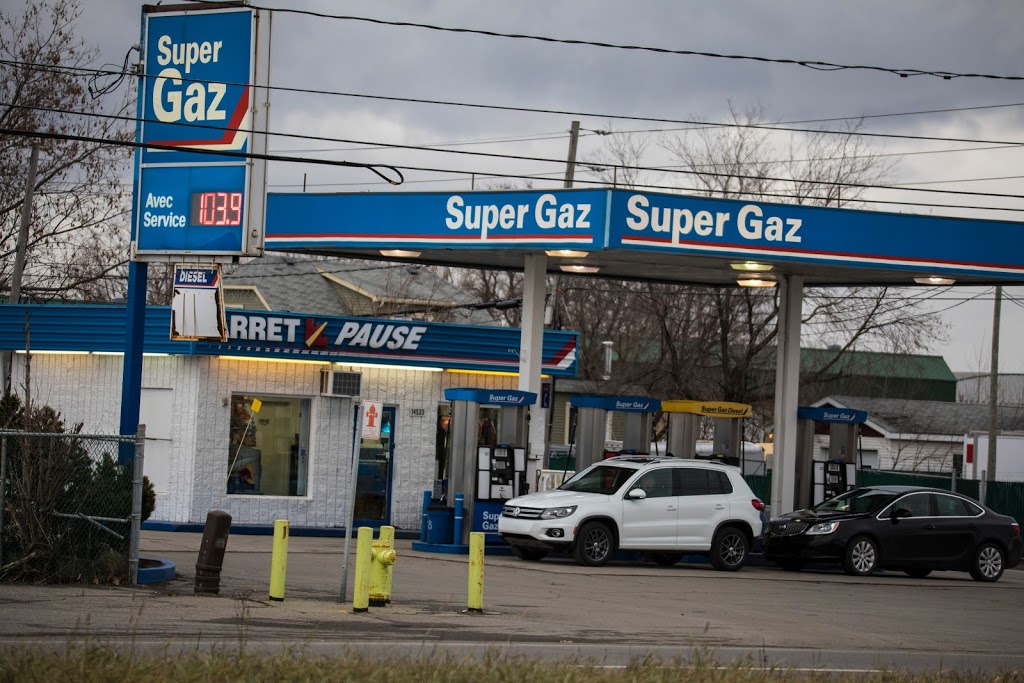 Super Gaz Station | 14533 Boulevard Curé-Labelle, Mirabel, QC J7J 1M2, Canada | Phone: (450) 434-2747