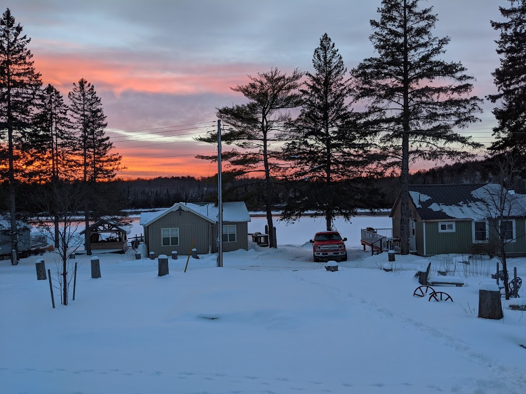 Echo Beach Cottage Resort Inc. | 3 Woodland Lane, Magnetawan, ON P0A 1P0, Canada | Phone: (705) 387-3866