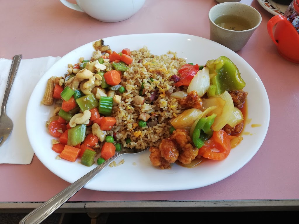 Zhous Chinese Restaurant | 1930 Como Lake Ave, Coquitlam, BC V3J 3P8, Canada | Phone: (604) 936-9958