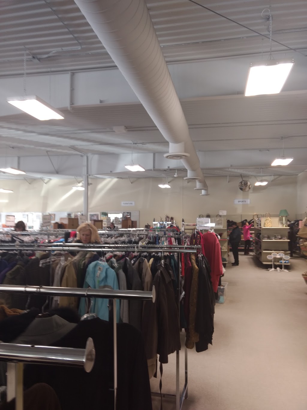 Mission Thrift Store - Barrie | 504 Big Bay Point Rd, Barrie, ON L4N 3Z5, Canada | Phone: (705) 797-1587