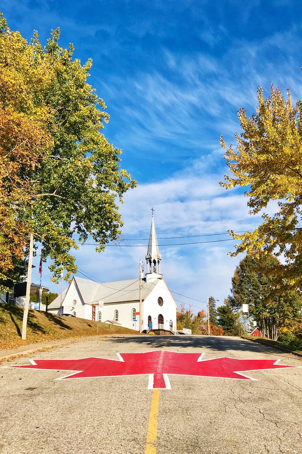 Église Notre-Dame-de-Pontmain | 7 Rue de lÉglise, Notre-Dame-de-Pontmain, QC J0W 1S0, Canada | Phone: (819) 767-2211