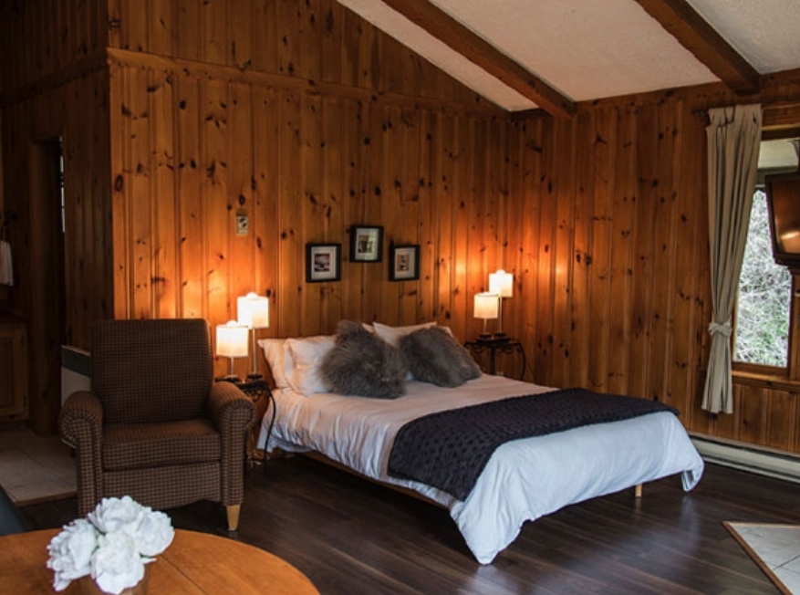 Chalet 89 Chalets Chanteclair | Sainte-Agathe-des-Monts, QC J8C 2Z7, Canada | Phone: (819) 326-5922