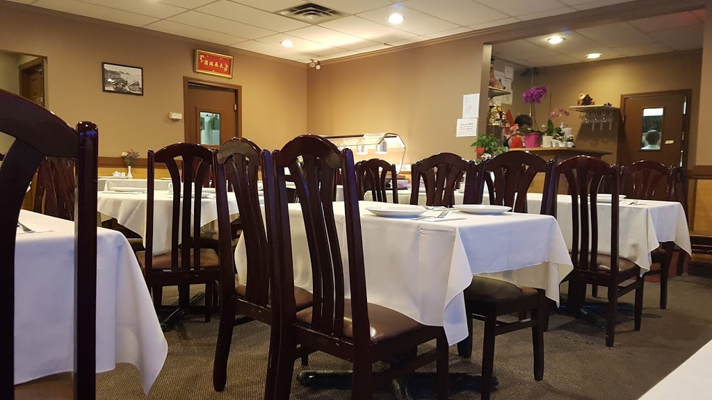 Toi Shan Restaurant | 3819 Bow Trail SW, Calgary, AB T3C 2E8, Canada | Phone: (403) 246-4242