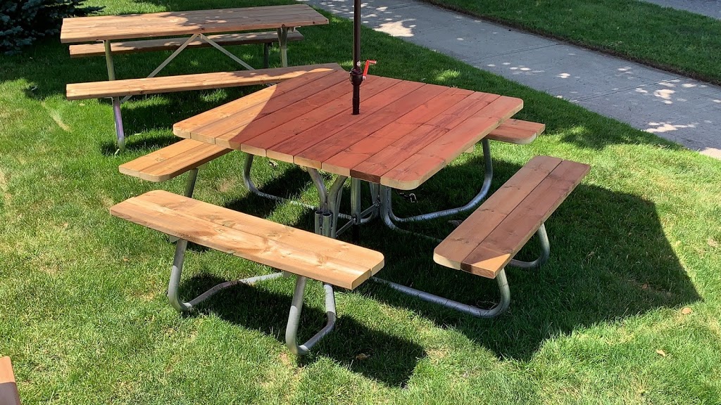 Picnic Tables of Goderich | 38 Britannia Rd E, Goderich, ON N7A 1H4, Canada | Phone: (519) 524-0100