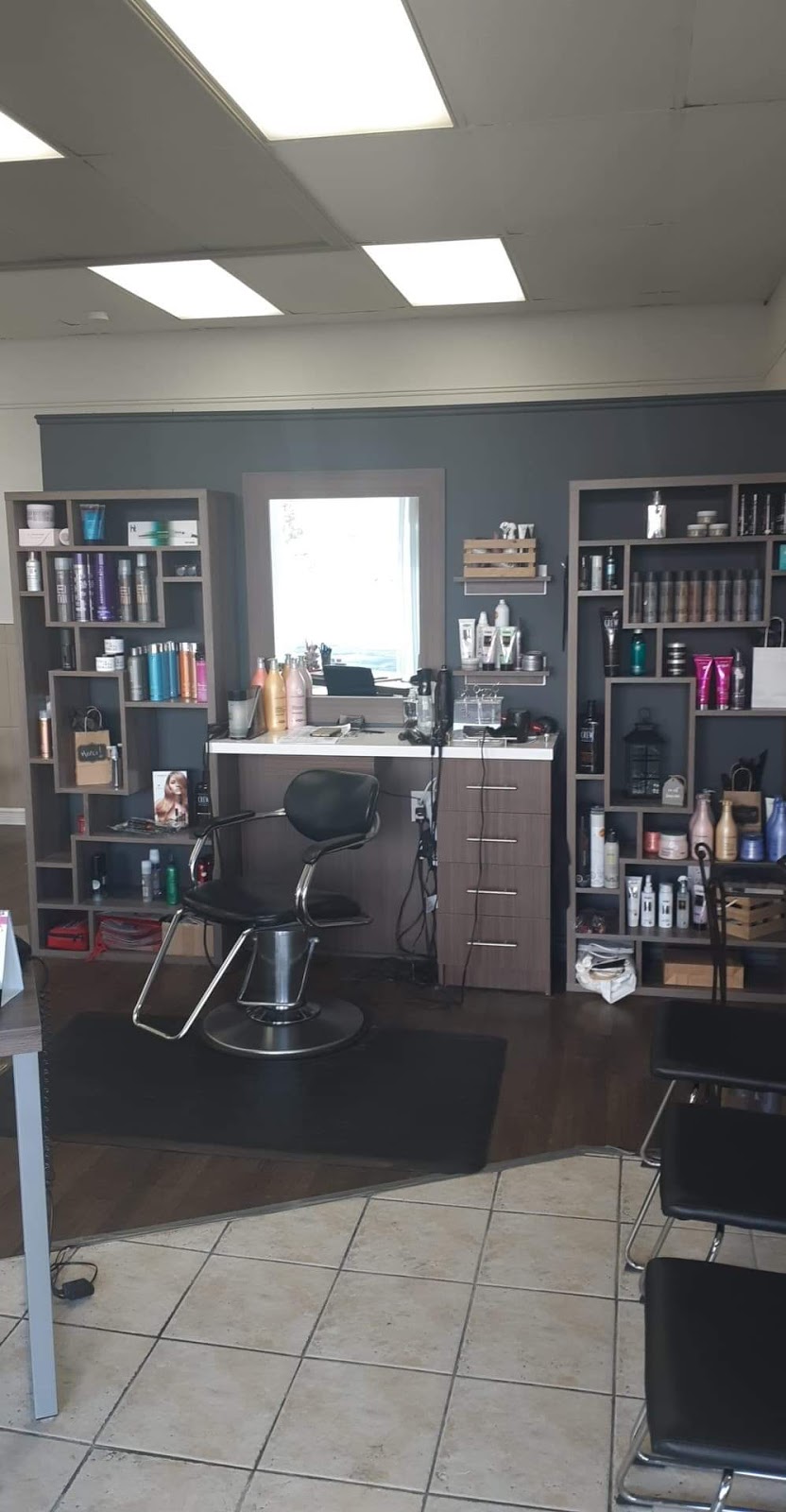 Salon Renaissance Coiffure 2017 Enr | 2445 Chemin Saint-Roch, Sorel-Tracy, QC J3R 3L5, Canada | Phone: (450) 743-8997