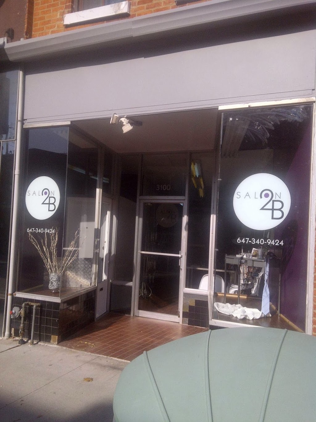 salon 2B | 3100 Dundas St W, Toronto, ON M6P 1Z8, Canada | Phone: (647) 340-9424