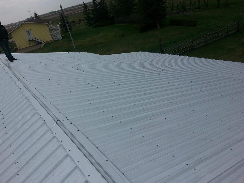 Top Roof Inc. | Albert St SE, Airdrie, AB T4B 1L3, Canada | Phone: (403) 404-4014