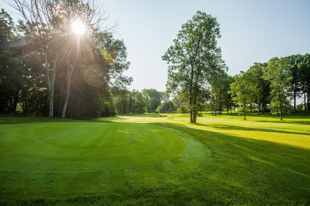 Champs de Pratique Centre Golf le Versant | 2270 Côte de Terrebonne, Terrebonne, QC J6Y 1H6, Canada | Phone: (450) 964-2251