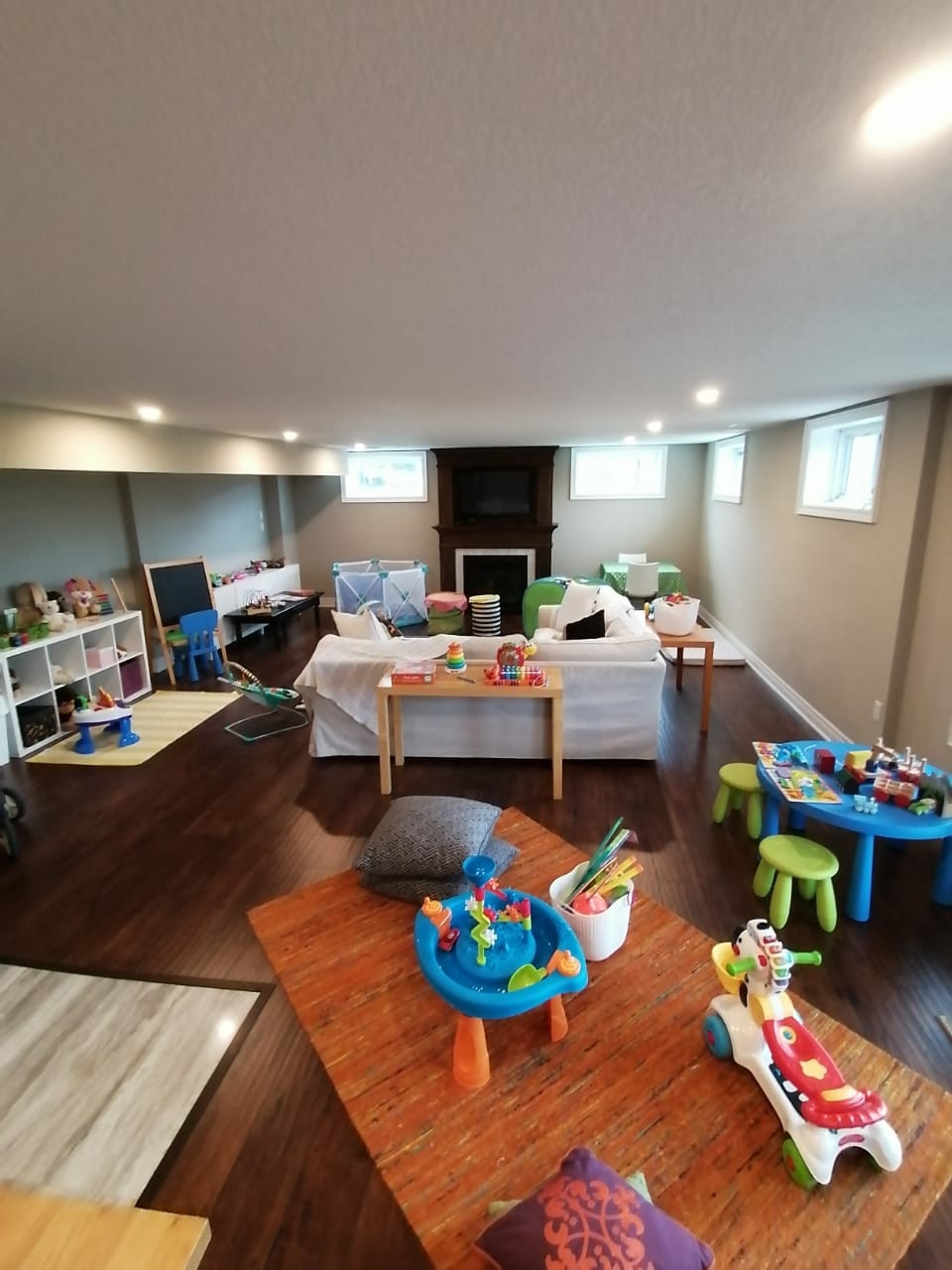 Deerfield Daycare | 3 Deerfield Ln, Ancaster, ON L9K 0K2, Canada | Phone: (905) 304-1661