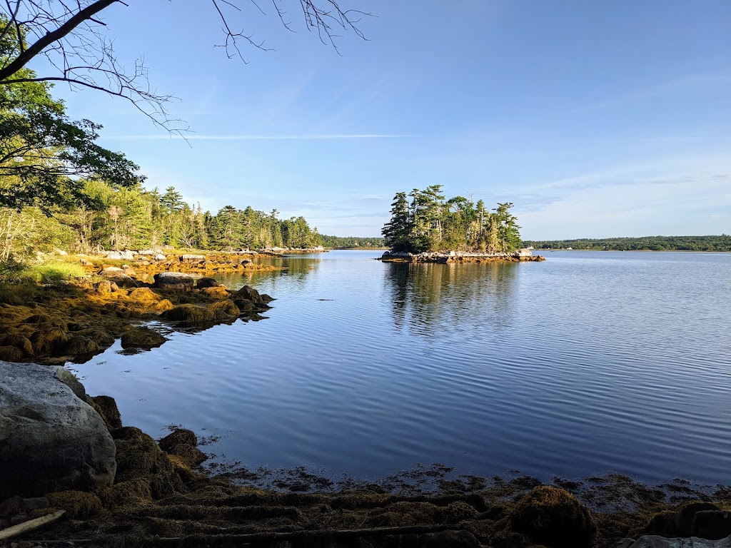 Boulder Cove Cottages | 119 Boulder Cove Rd E, Shelburne, NS B0T 1W0, Canada | Phone: (902) 875-1542