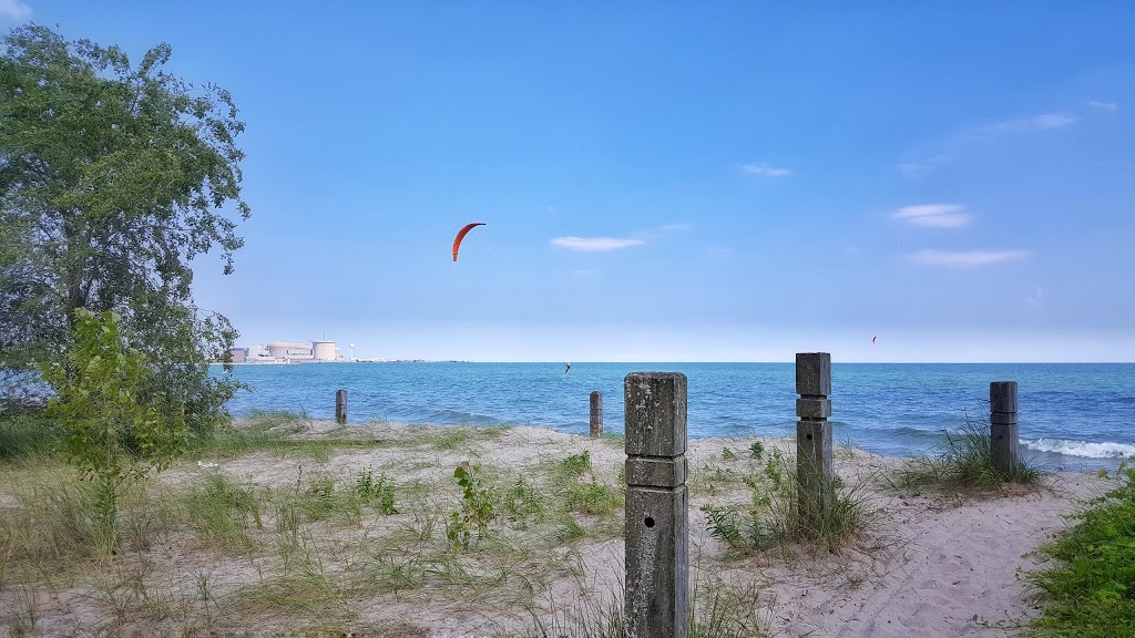 West Shore Beach | Beachpoint Promenade, Pickering, ON L1W 2A4, Canada