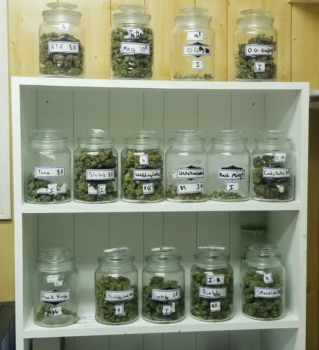 The High Times Station | 531 Caldwell Rd, Cole Harbour, NS B2V 2P8, Canada | Phone: (902) 435-8262