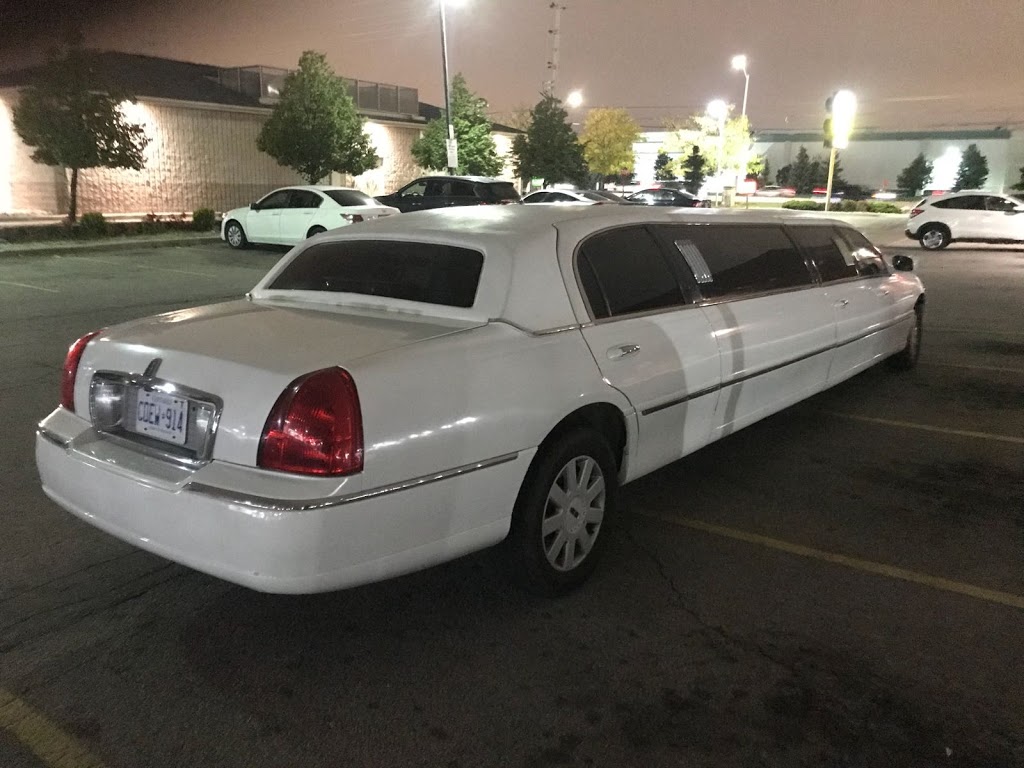 Limousine Service | 2428 Islington Ave, Etobicoke, ON M9W 3X8, Canada | Phone: (416) 879-7971