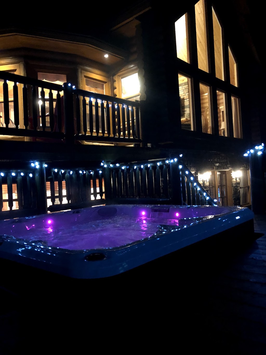 Canadian Dream Chalet | 7 Chemin du Cardinal, Mille-Isles, QC J0R 1A0, Canada | Phone: (514) 991-7733