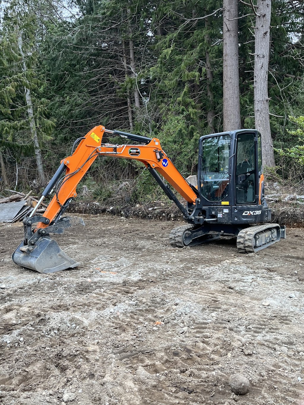 EnviroDig Contracting Ltd | 9596 Pine Tree Pl, Powell River, BC V8A 0J5, Canada | Phone: (604) 414-7906