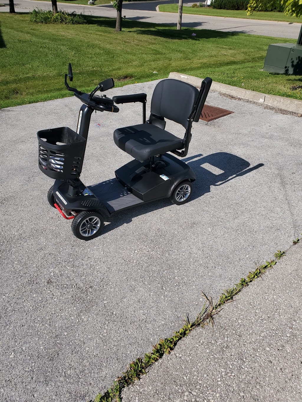 E-global scooters | 1418 Osprey Dr #3, Ancaster, ON L9G 4V5, Canada | Phone: (905) 318-5221