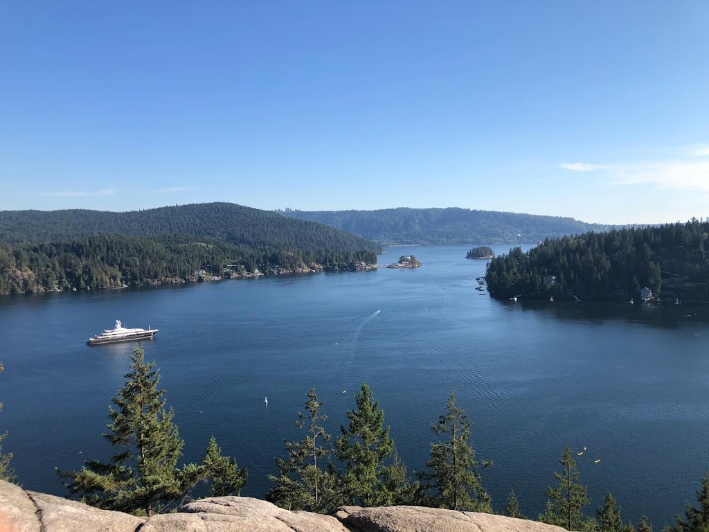 Quarry Rock, Deep Cove, North Vancouver | Eastridge Rd, North Vancouver, BC V7G 1V6, Canada