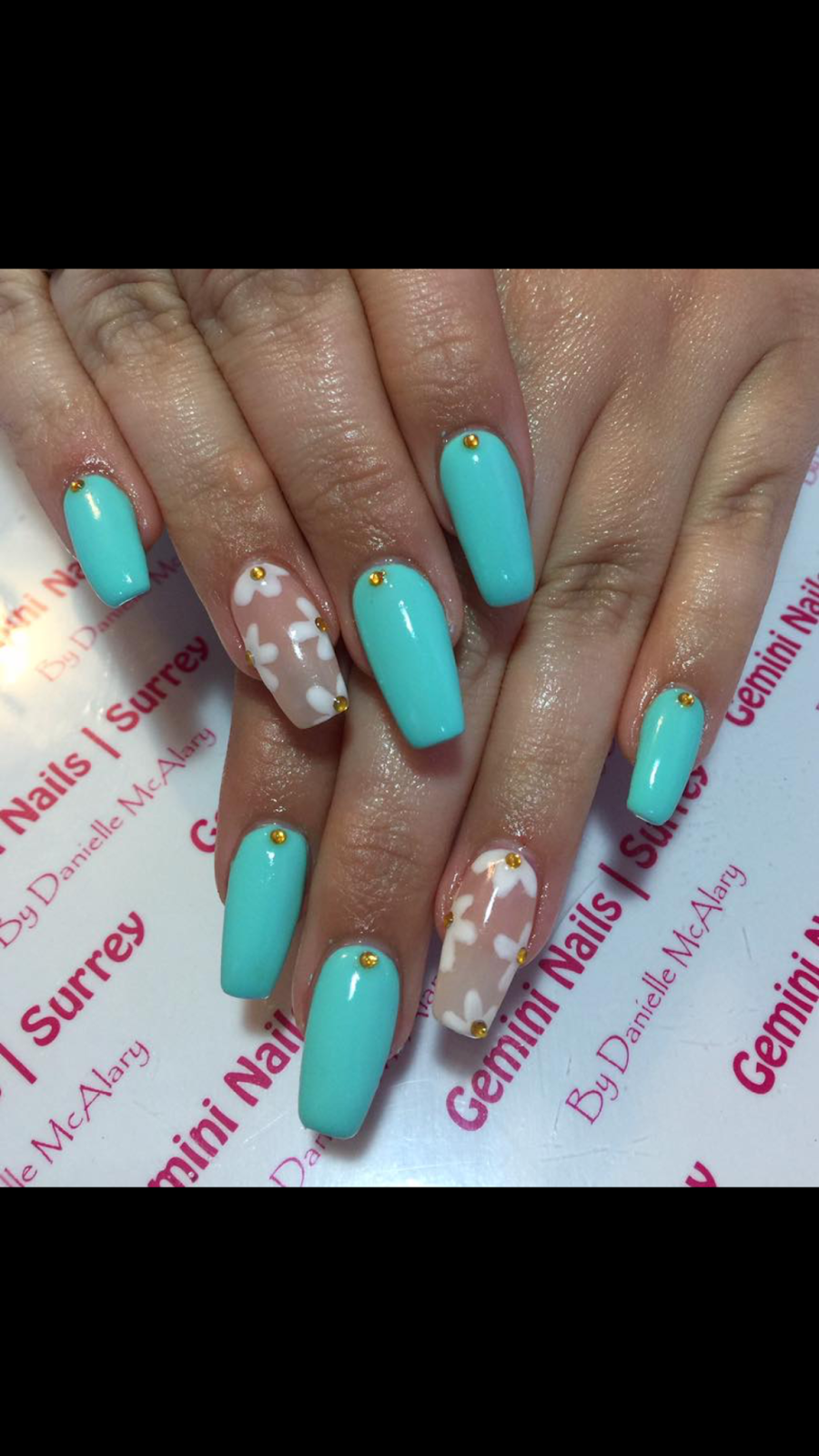 Gemini Nails - Silver Icing Stylist Chilliwack | 44424 Bayshore Ave, Chilliwack, BC V2R 0A5, Canada | Phone: (778) 898-9525