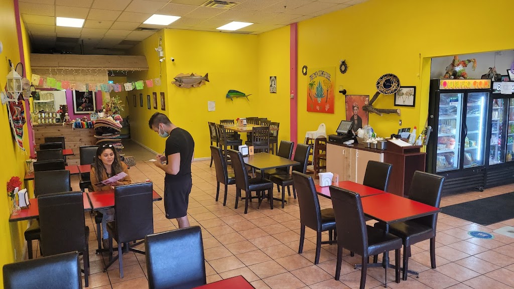 The Mexican House | 24 Maple Ave, Barrie, ON L4N 7W4, Canada | Phone: (705) 726-7774